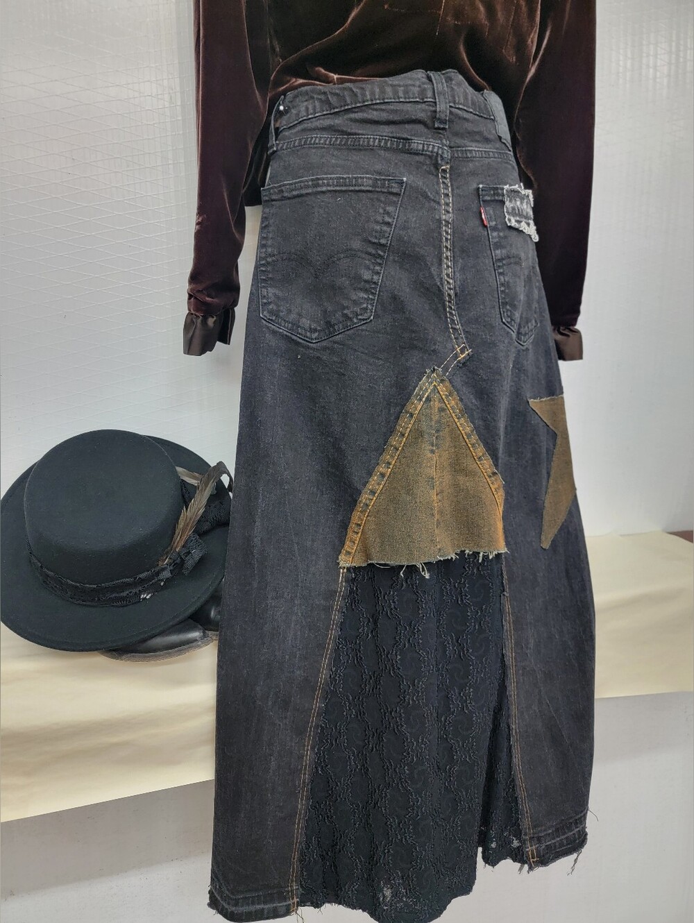 Levi's Maxi Jean Skirt With Johnny Cash - Upcycled - Picture 8 of 12